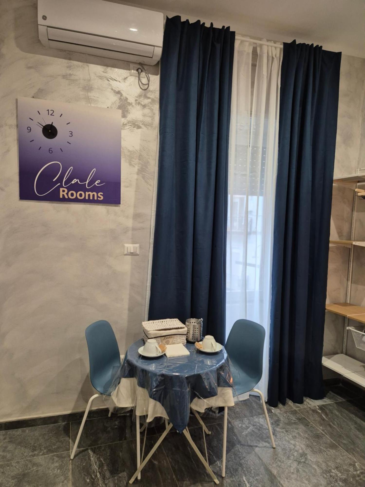 Clale Rooms Napoli Esterno foto