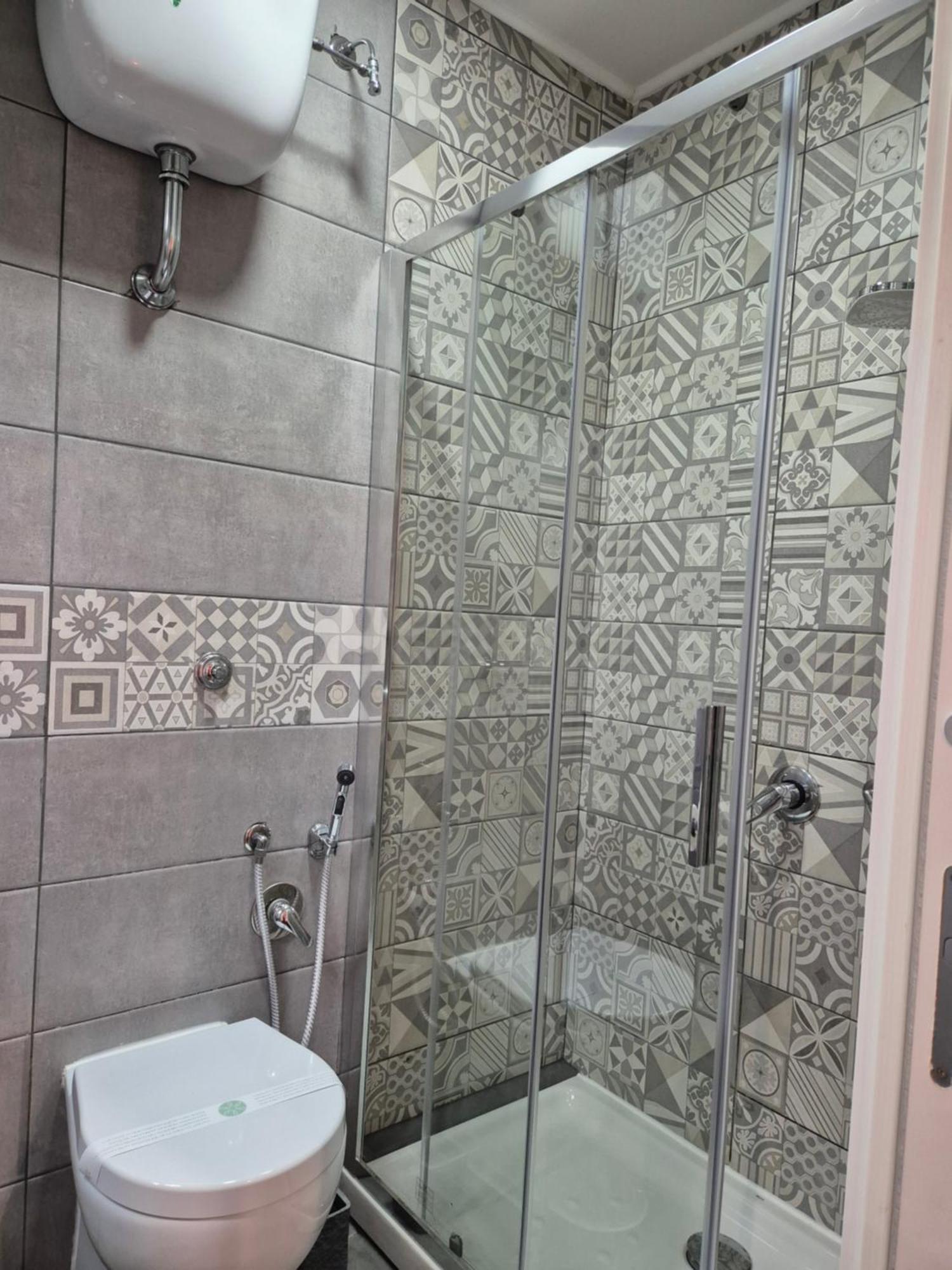 Clale Rooms Napoli Esterno foto